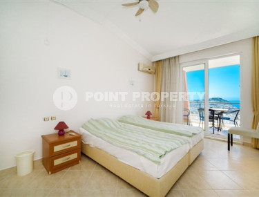 Просторный светлый дуплекс 3+1 на 2-м этаже с мансардой в престижном районе Бекташ.-id-4041-фото-5