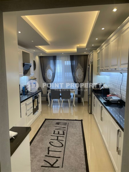 Beautiful two-level 4+2 apartment with modern design on the 9th floor with an attic, a kilometer from the sea.-id-4045-photo-3