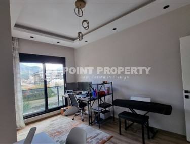 Стильные современные апартаменты 3+1 в 500 метрах от моря в популярном районе Аланьи Оба.-id-4050-фото-4