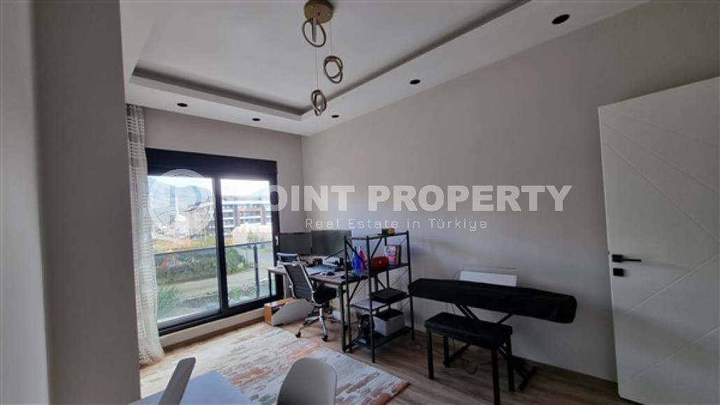 Стильные современные апартаменты 3+1 в 500 метрах от моря в популярном районе Аланьи Оба.-id-4050-фото-4