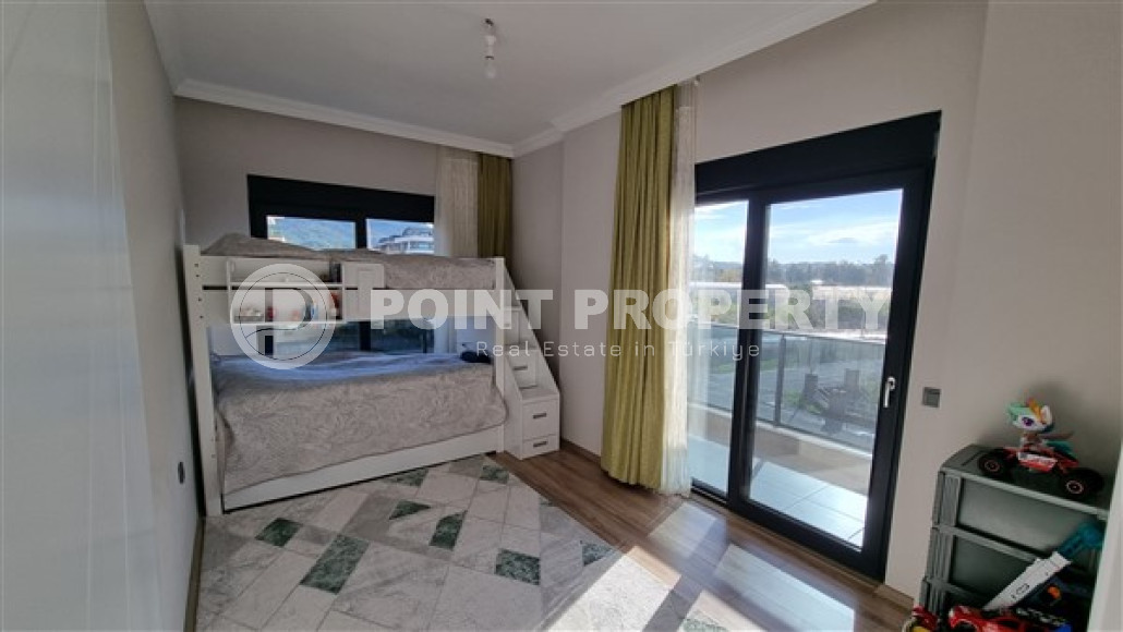 Стильные современные апартаменты 3+1 в 500 метрах от моря в популярном районе Аланьи Оба.-id-4050-фото-9