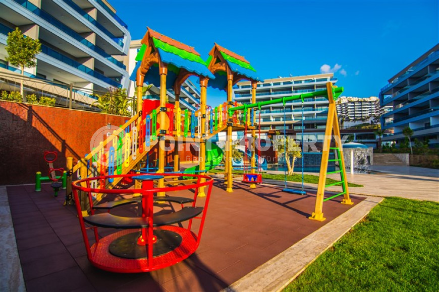 Magnificent duplex apartment 232 m2 with four balconies, Kargicak area-id-4053-photo-16