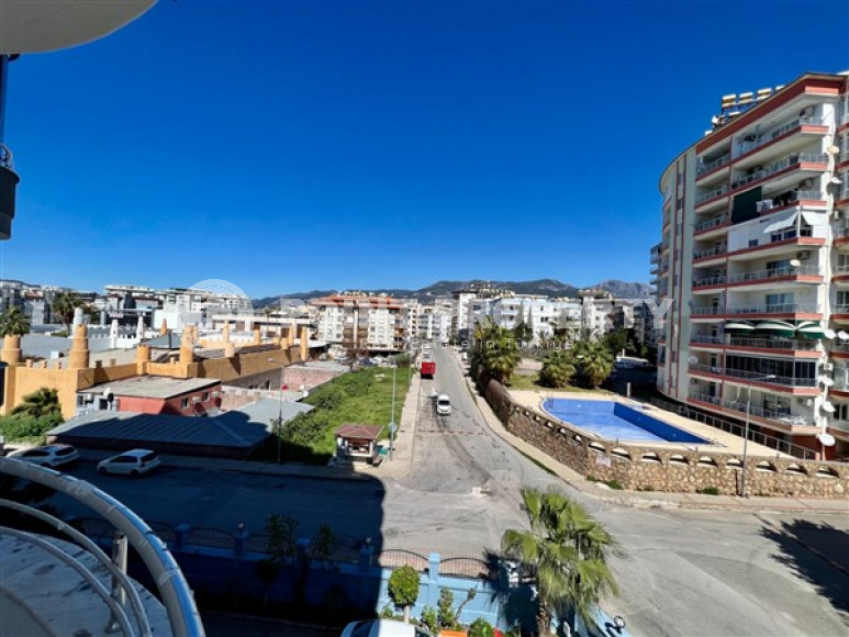 Spacious 2+1 apartment 400 meters from the sea in a comfortable area of Tosmur-id-4058-photo-9