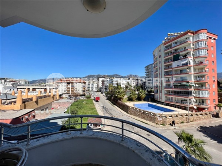 Spacious 2+1 apartment 400 meters from the sea in a comfortable area of Tosmur-id-4058-photo-11