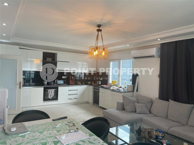 Spacious duplex with good repair, new furniture and appliances on the 5th floor with an attic on the seashore.-id-4070-photo-2