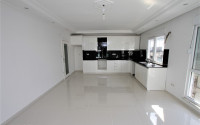 Spacious duplex with good repair, new furniture and appliances on the 5th floor with an attic on the seashore.-id-4070-photo-3