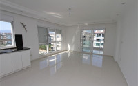 Spacious duplex with good repair, new furniture and appliances on the 5th floor with an attic on the seashore.-id-4070-photo-4