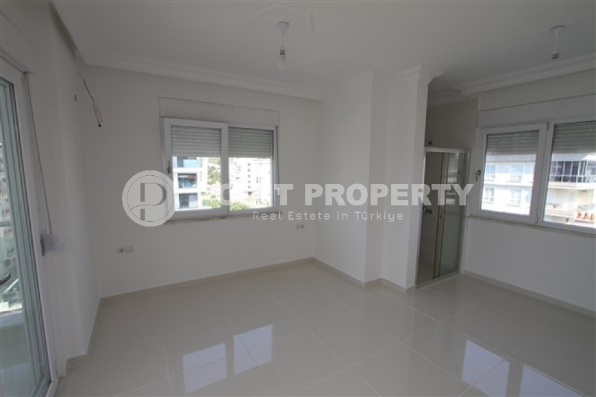 Spacious duplex with good repair, new furniture and appliances on the 5th floor with an attic on the seashore.-id-4070-photo-8