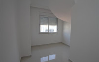 Spacious duplex with good repair, new furniture and appliances on the 5th floor with an attic on the seashore.-id-4070-photo-9