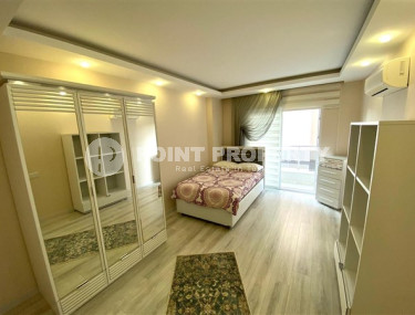 Прекрасная большая двухуровневая квартира 2+1, общей площадью 155 м2, в 150 метрах от пляжа и набережной.-id-4073-фото-4