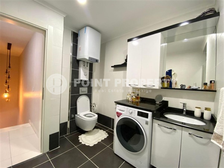 Прекрасная большая двухуровневая квартира 2+1, общей площадью 155 м2, в 150 метрах от пляжа и набережной.-id-4073-фото-7