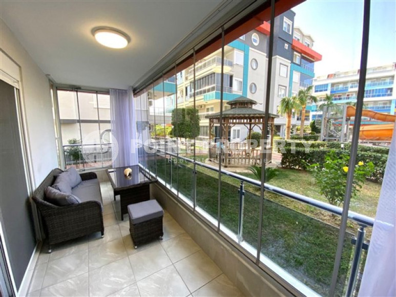 Прекрасная большая двухуровневая квартира 2+1, общей площадью 155 м2, в 150 метрах от пляжа и набережной.-id-4073-фото-8