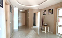 Stylish modern 4+1 apartment on the 9th floor with panoramic views of the city and the sea.-id-4074-photo-3