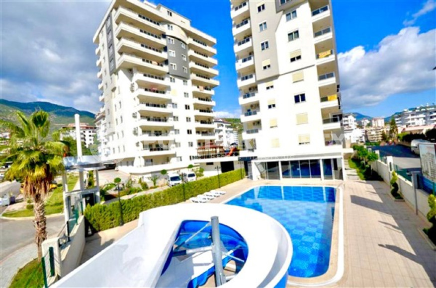 Stylish modern 4+1 apartment on the 9th floor with panoramic views of the city and the sea.-id-4074-photo-15