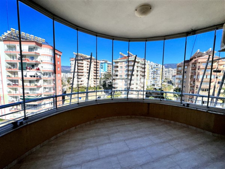 Three-room apartment with three balconies and an area of 130 m2 in the Tosmur area-id-4075-photo-9