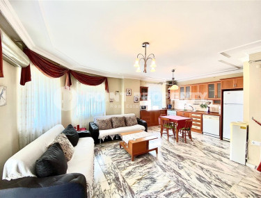 Well-maintained apartment with an area of 100 m2 in the very center of Alanya. Sold furnished.-id-4088-photo-1