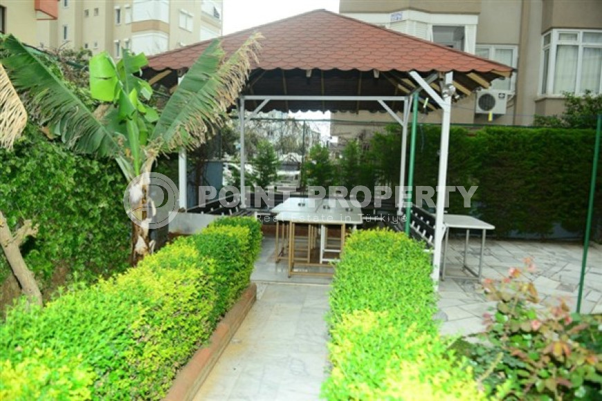 Ухоженная квартира с площадью 100 м2 в самом центре Аланьи. Продается с мебелью.-id-4088-фото-4