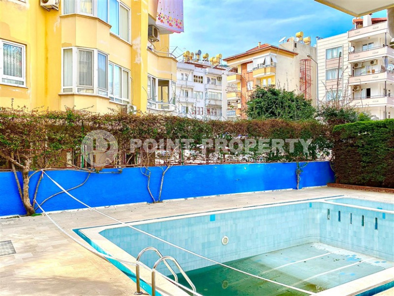 Ухоженная квартира с площадью 100 м2 в самом центре Аланьи. Продается с мебелью.-id-4088-фото-12