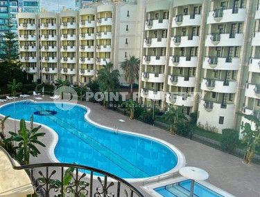 Small apartment 50 m2 on the seashore in a complex with a hotel concept, Mahmutlar district-id-4089-photo-3