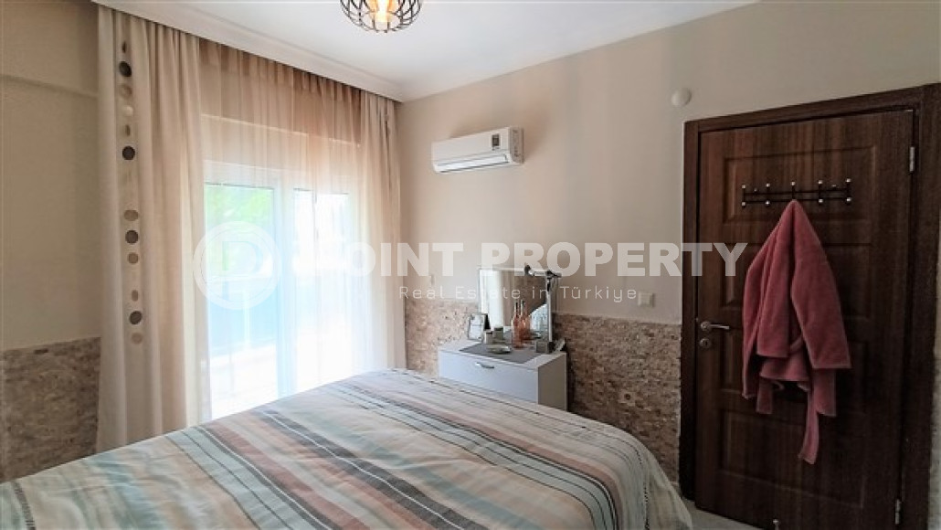 Cozy inexpensive three-room apartment 105 m2 with two balconies, Oba district-id-4090-photo-6
