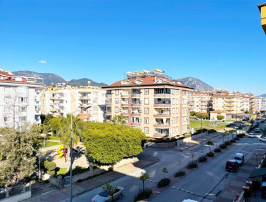 Трёхкомнатная квартира с мебелью, общая площадь 110 м2 на 3 этаже дома, район Оба-id-4093-фото-4