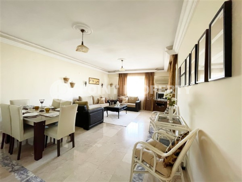 Трёхкомнатная квартира с мебелью, общая площадь 110 м2 на 3 этаже дома, район Оба-id-4093-фото-6