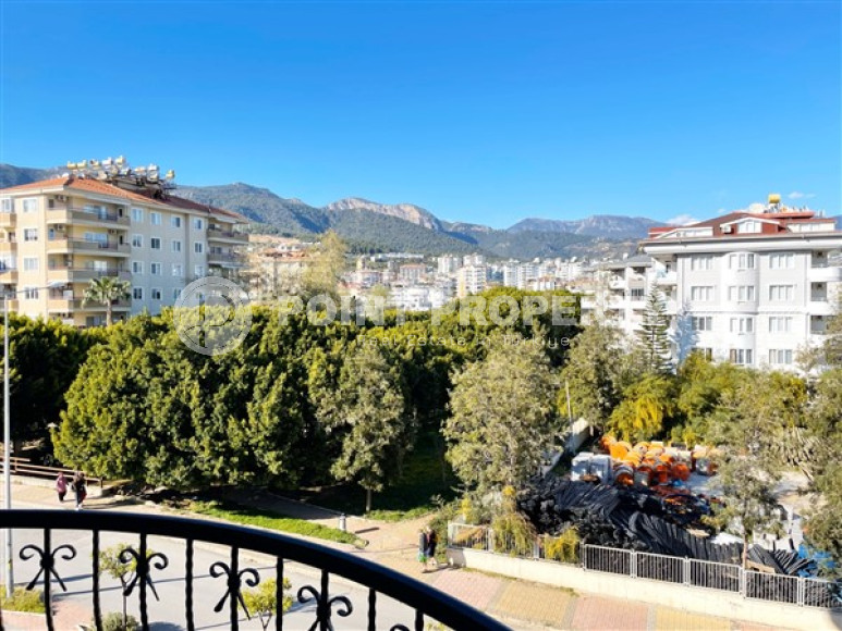 Трёхкомнатная квартира с мебелью, общая площадь 110 м2 на 3 этаже дома, район Оба-id-4093-фото-8