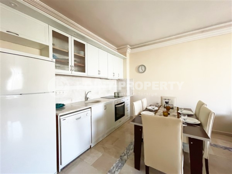 Трёхкомнатная квартира с мебелью, общая площадь 110 м2 на 3 этаже дома, район Оба-id-4093-фото-9