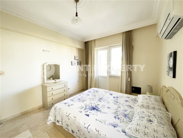 Трёхкомнатная квартира с мебелью, общая площадь 110 м2 на 3 этаже дома, район Оба-id-4093-фото-12