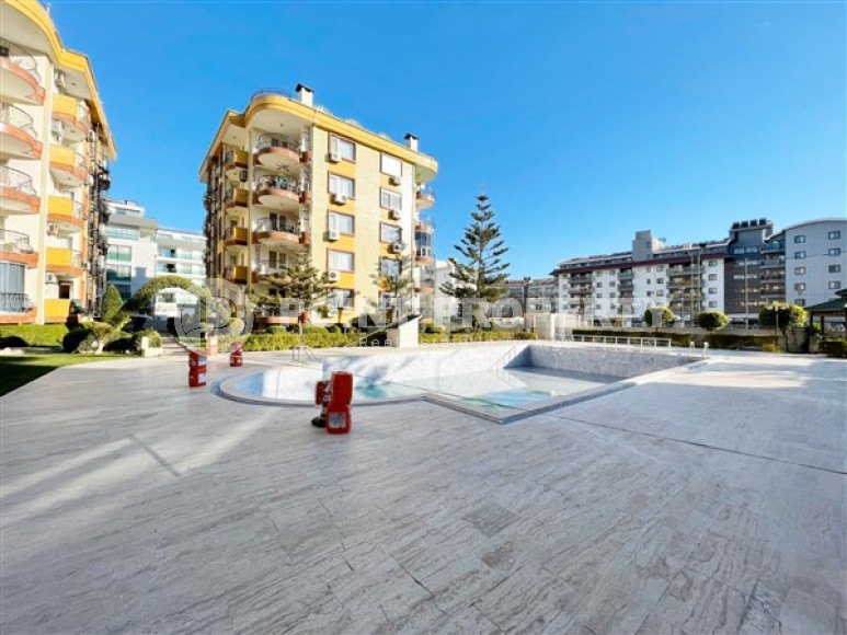 Трёхкомнатная квартира с мебелью, общая площадь 110 м2 на 3 этаже дома, район Оба-id-4093-фото-15