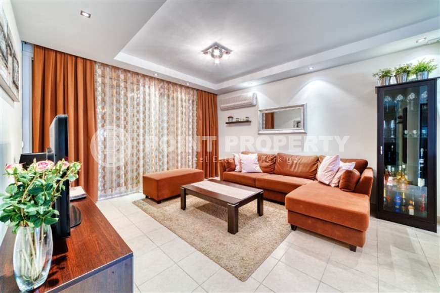 Светлые апартаменты с современным дизайном, мебелью и бытовой техникой в 800 метрах от моря.-id-4094-фото-3