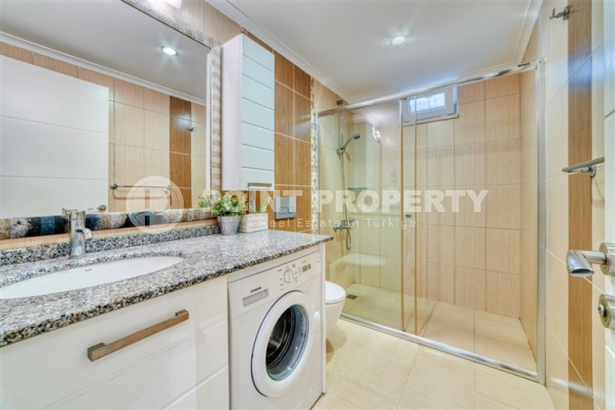 Светлые апартаменты с современным дизайном, мебелью и бытовой техникой в 800 метрах от моря.-id-4094-фото-9