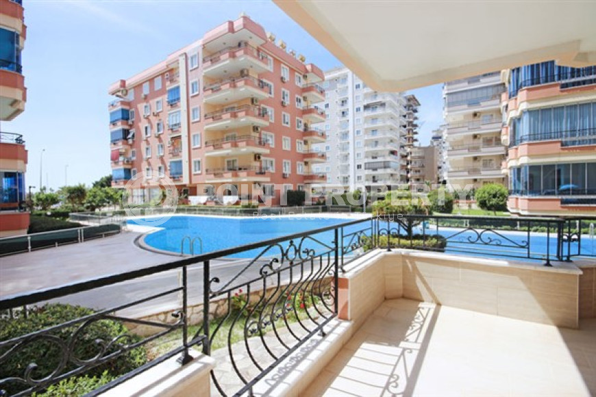 Beautiful bright apartment 2+1, with a total area of 120 m2, on the seashore in the center of Mahmutlar.-id-4095-photo-9