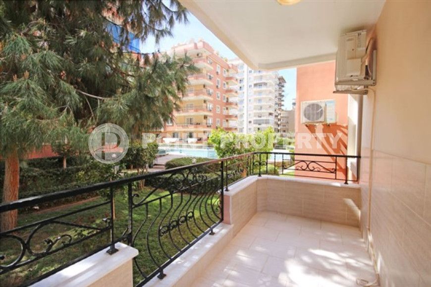 Beautiful bright apartment 2+1, with a total area of 120 m2, on the seashore in the center of Mahmutlar.-id-4095-photo-12