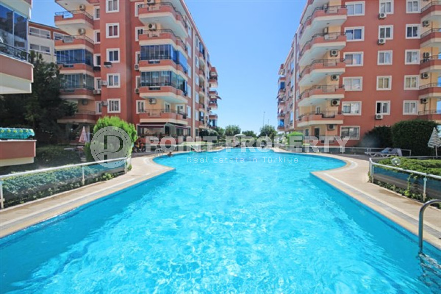 Beautiful bright apartment 2+1, with a total area of 120 m2, on the seashore in the center of Mahmutlar.-id-4095-photo-13