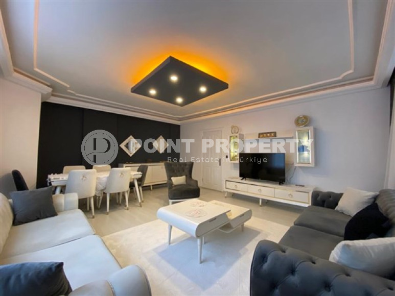 Modern 2+1 apartments in good repair, 350 meters from the beach and promenade.-id-4096-photo-2