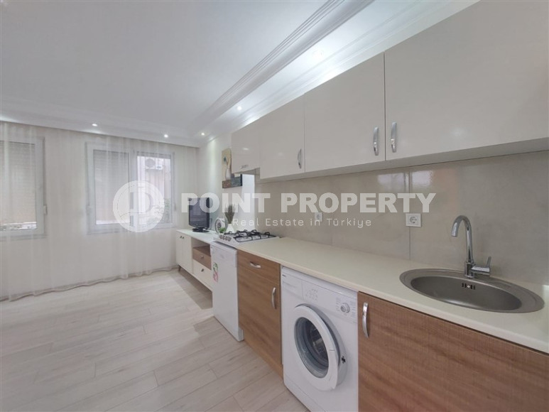 Небольшая квартира 1+1 в 500 метрах от моря в центре популярного района Оба.-id-4097-фото-6