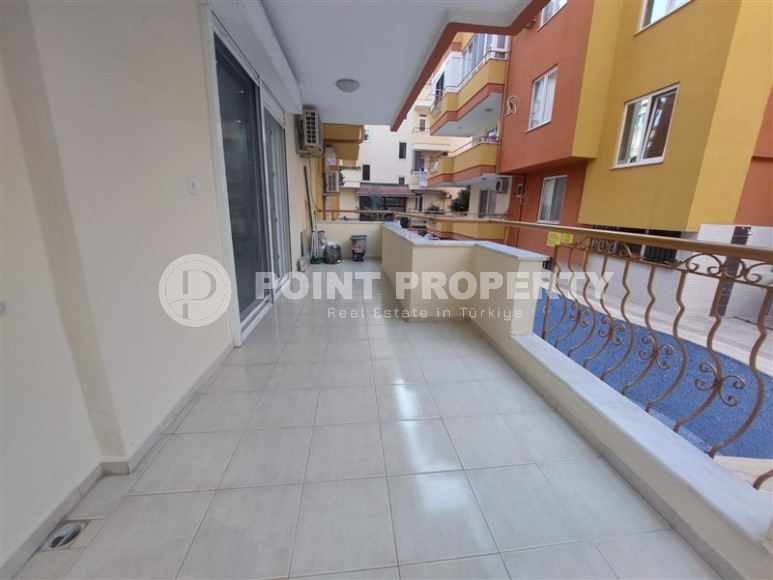 Небольшая квартира 1+1 в 500 метрах от моря в центре популярного района Оба.-id-4097-фото-9