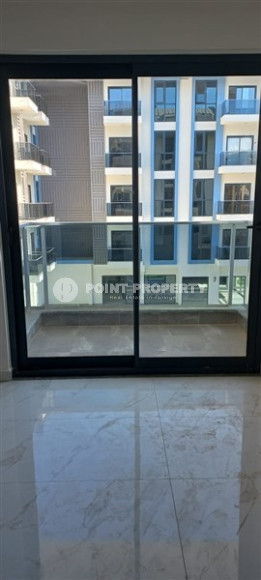 Уютная двухкомнатная квартира 50 м2 в новой резиденции на удалении от моря, район Оба-id-4106-фото-10