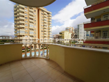 Well-maintained and furnished apartment 115 m2 with two balconies, Mahmutlar-id-4112-photo-5