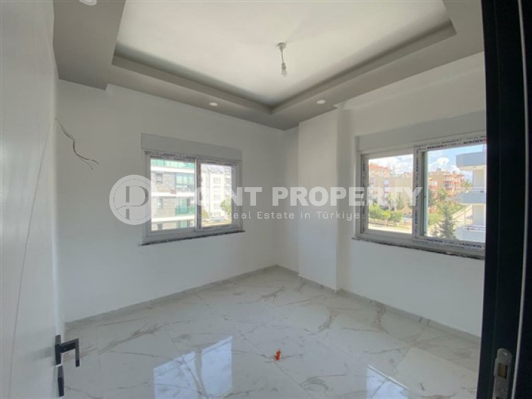 Две небольшие квартиры 1+1 на 1-м и 2-м этажах в новом комплексе на завершающем этапе строительства. Срок ввода объекта в эксплуатацию – май 2023 года.-id-4124-фото-5