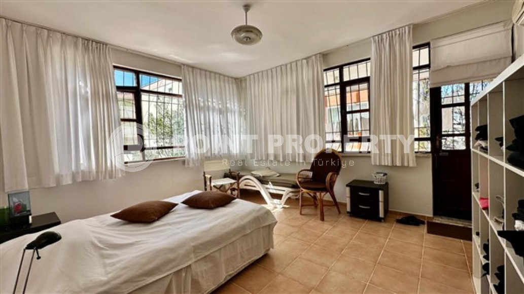 Красивый садовый дуплекс с площадью 110 м2 в самом центре Аланьи-id-4125-фото-7