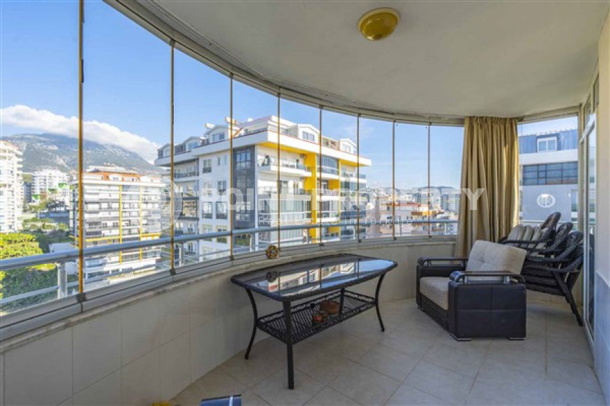 Панорамный дуплекс 4+1, общей площадью 220 м2, на 11-м этаже с мансардой в 400 метрах от моря.-id-4128-фото-11