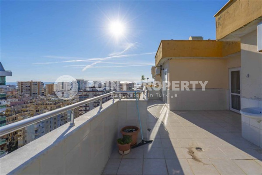 Панорамный дуплекс 4+1, общей площадью 220 м2, на 11-м этаже с мансардой в 400 метрах от моря.-id-4128-фото-12