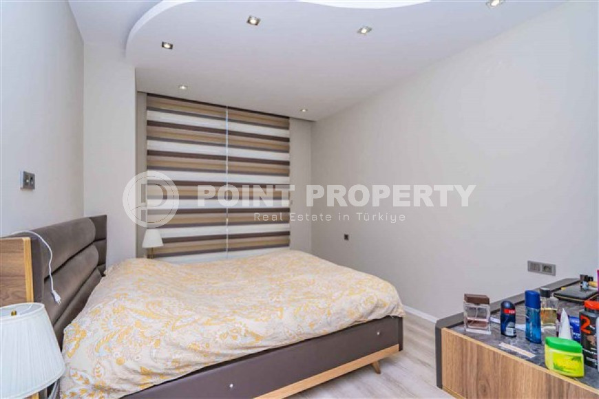 Modern 4+1 apartment with furniture and household appliances on the 12th floor in a building built in 2021-id-4129-photo-4