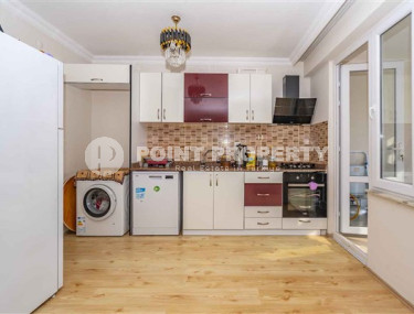 Spacious three-bedroom apartment on the 7th floor in the center of Mahmutlar.-id-4130-photo-3