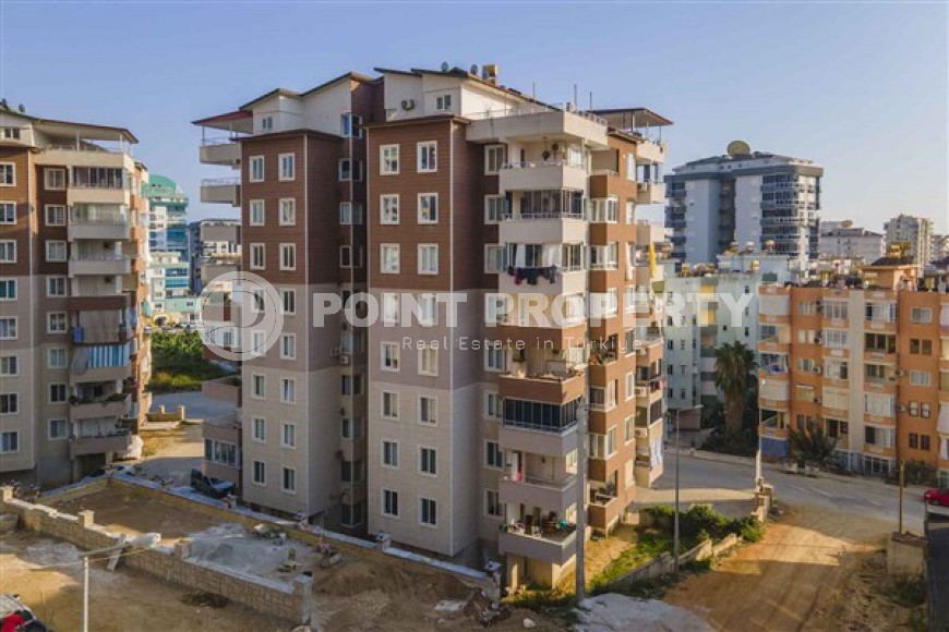 Spacious three-bedroom apartment on the 7th floor in the center of Mahmutlar.-id-4130-photo-9