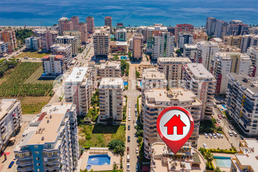 Apartment 4+1 on the 1st floor in a house built in 2008 in the center of the modern Mahmutlar district.-id-4131-photo-15