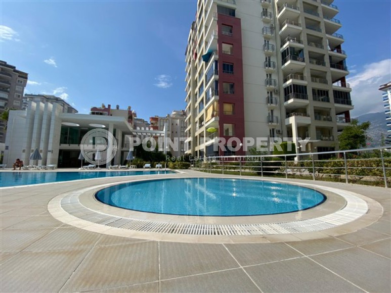 Spacious furnished two-bedroom apartment in the center of Mahmutlar.-id-4133-photo-12