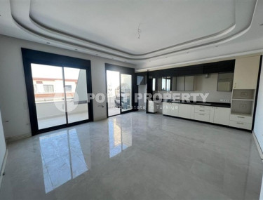 Просторный дуплекс 3+1 с чистовой отделкой в новом жилом комплексе в 500 метрах от пляжа и набережной.-id-4134-фото-2